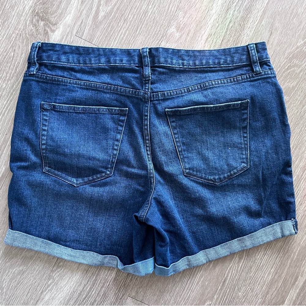 a.n.a Dark Blue Distressed Jean Shorts - size 31/12 - Picture 4 of 5